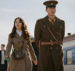 蓝色大海的传说结局(爱的迫降大结局是什么 爱的迫降在线观看 爱的迫降每周几更新)