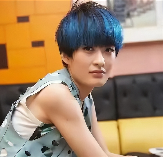 明星失德后果：张哲瀚之流，为何遭全民抵制？