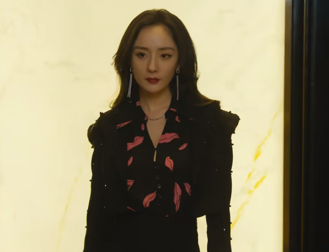 《爱的二八定律》首播！杨幂脸垮被吐槽油腻，跟许凯同框无CP感