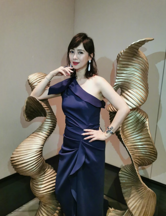 经典国产大尺度三级片《满清十大酷刑》，曾轰动一时。你是否看过