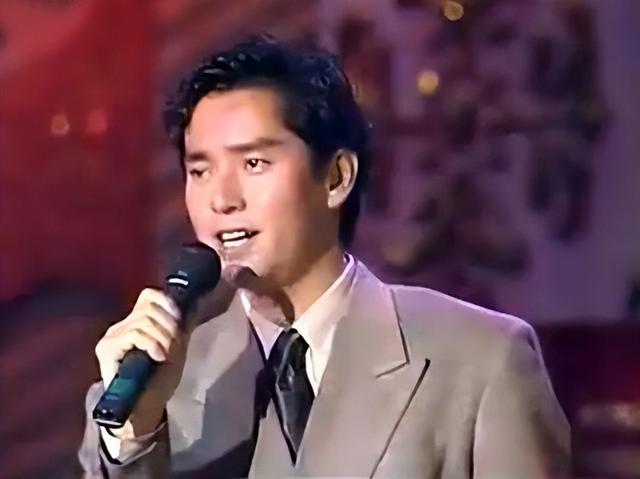 著名歌手谭咏麟：为了生一个儿子，他在发妻与红颜知己之间挣扎