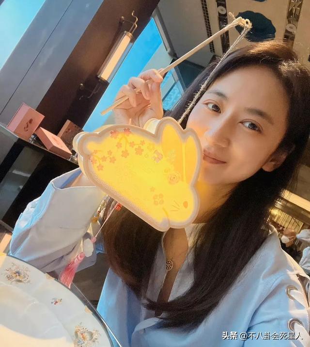 郭珍霓的退圈，揭示了娱乐圈的“残酷”