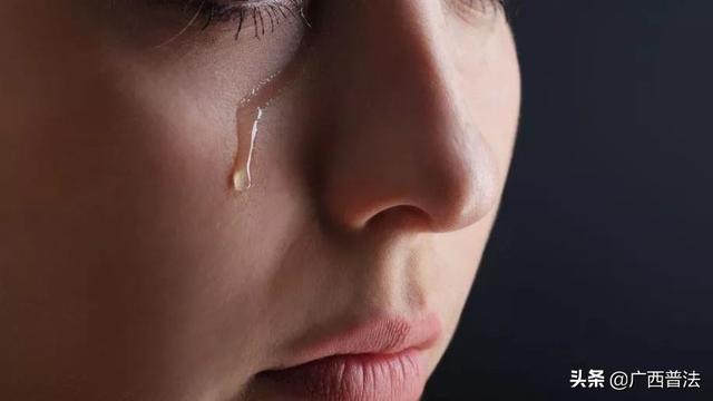 小心！女孩被迷奸拍不雅视频！这些专门针对女性的邪恶...