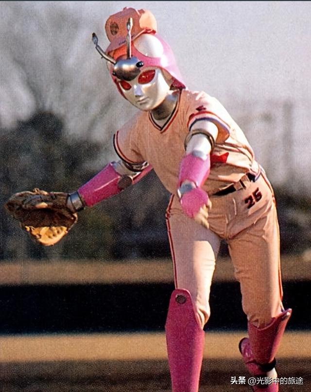 铁甲小宝：特摄中的颜值小姐姐，小时候的你是不是光看铁疙瘩了？