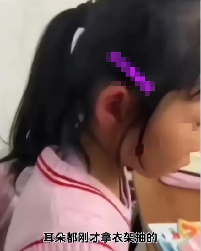 窒息!冲上热搜的“周微妈妈”事件,又揭开了多少家庭的遮羞布