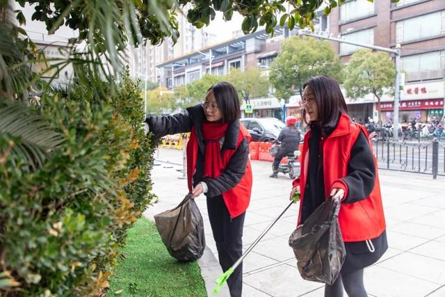 一起过春“洁”，城市清洁他们在行动→