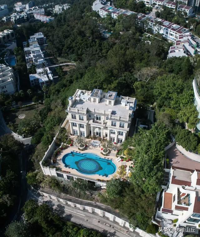 十位数天价别墅楼盘与“鸽笼”贫民窟，带你看真实的香港贫富差距