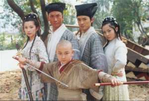 庞飞燕(神似赵丽颖、气质不输李冰冰，少年包青天20年后，“庞飞燕”呢？)