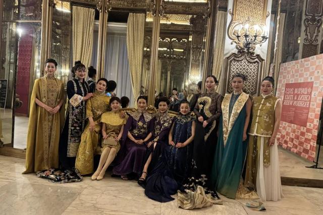 太超前！这群上海阿姨又传大消息！爆火作品曾引现象级热议