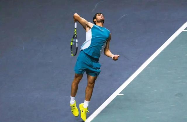 谁能夺得鹿特丹赛冠军？阿卡or德米纳尔？必是阿卡，德米无力抵抗