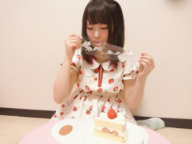 日本软萌妹靠沙雕发明走红，网友：靠脸吃饭不好么？