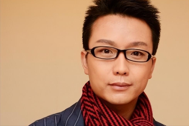 李玉刚跳河自尽？这一次，我看透了内娱的“新骗局”