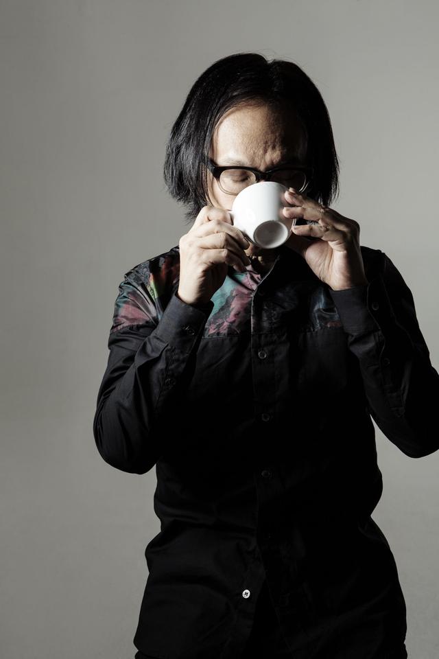 “每个女人都为他流过泪”的姚谦，为什么不愿再写情歌了？