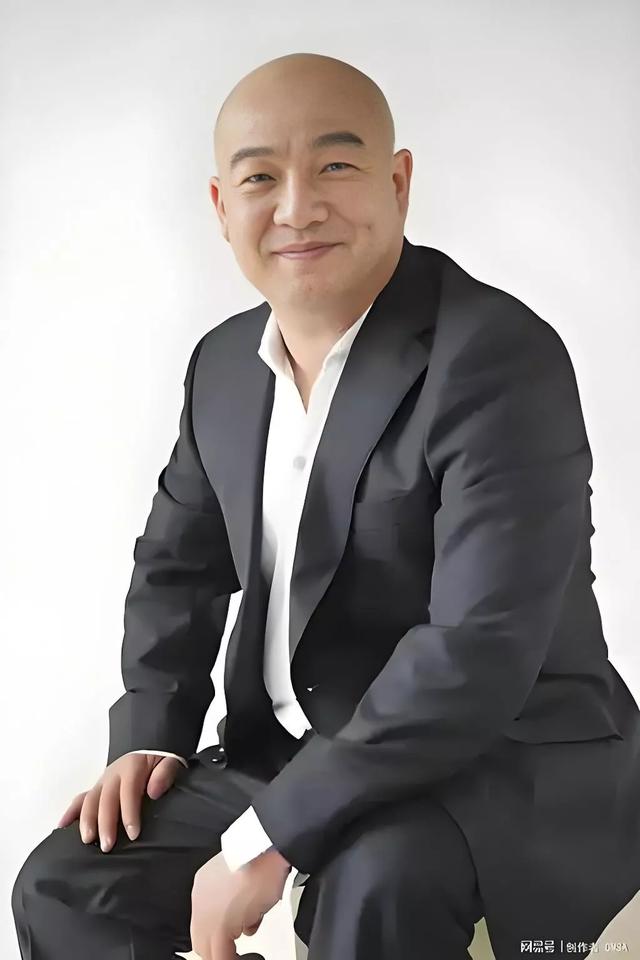 巴蜀笑星张德高亮相皇华镇皇华春晚，《张三娘相亲》笑翻全场