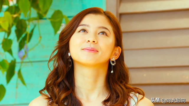 日本女演员朝比奈彩出演的五部精彩影视作品