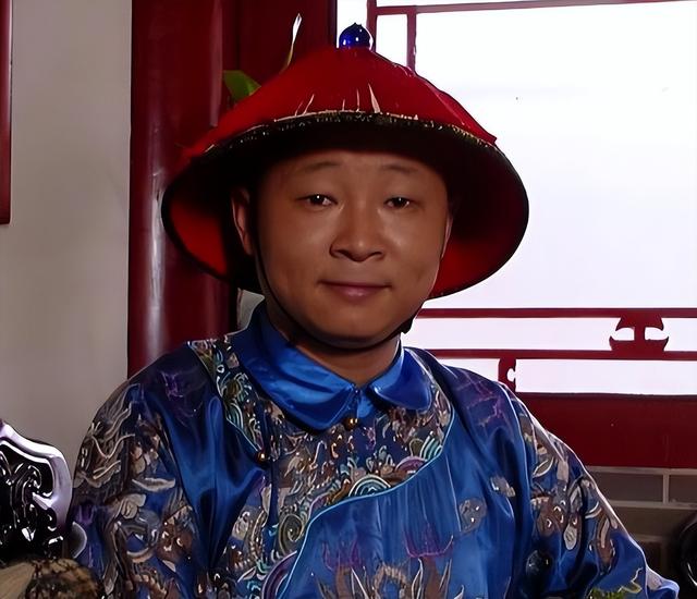 53岁“三德子”近况：娶小15岁名模当老婆，如今隐居山林身价过亿