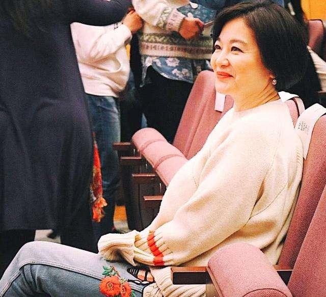 《新龙门客栈》28年，“生番”慈眉善目，小女孩成为39岁的姐姐