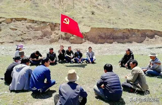 你们是村里那盏最亮的灯——卓尼县藏族小学央金卓玛眼中的扶贫干部