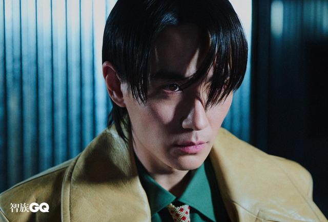 朱一龙 × 《智族GQ》封面,冷冽与狂野的完美碰撞