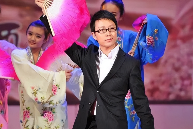 李玉刚跳河自尽？这一次，我看透了内娱的“新骗局”