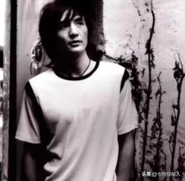 “内地音乐教父”张亚东,怎样的魅力使他处了7位“女神级”女友