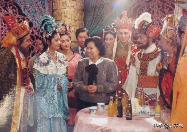 带三个娃嫁小14岁丈夫，她病逝7年后，丈夫王崇秋的做法令人感动