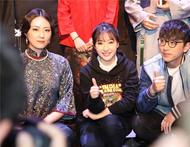 《大闹天竺》南京站 柳岩：夺白客小岳岳银幕初吻