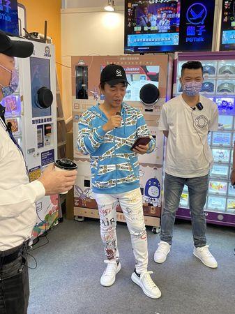 萧敬腾长居成都 吴宗宪下重话：你是发疯了吗？