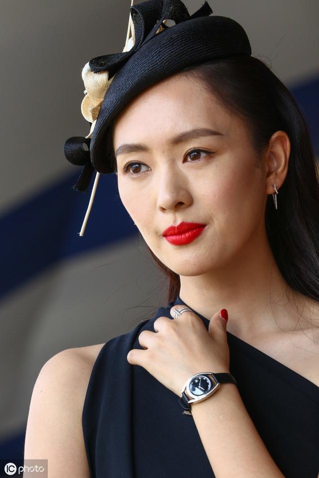 橙色礼服很惊艳的童瑶