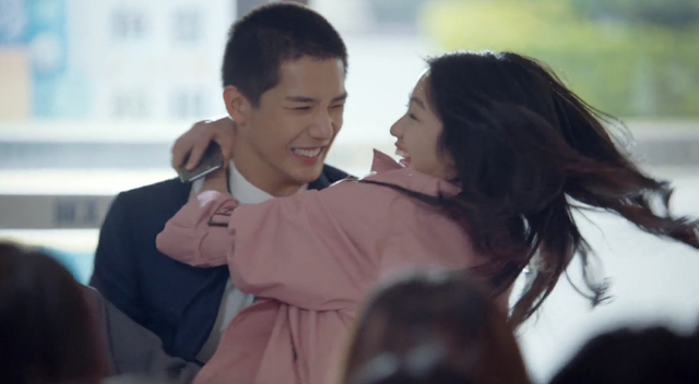 蒋正寒终于和夏林希在父母的祝福下走进了婚姻的殿堂，太幸福了