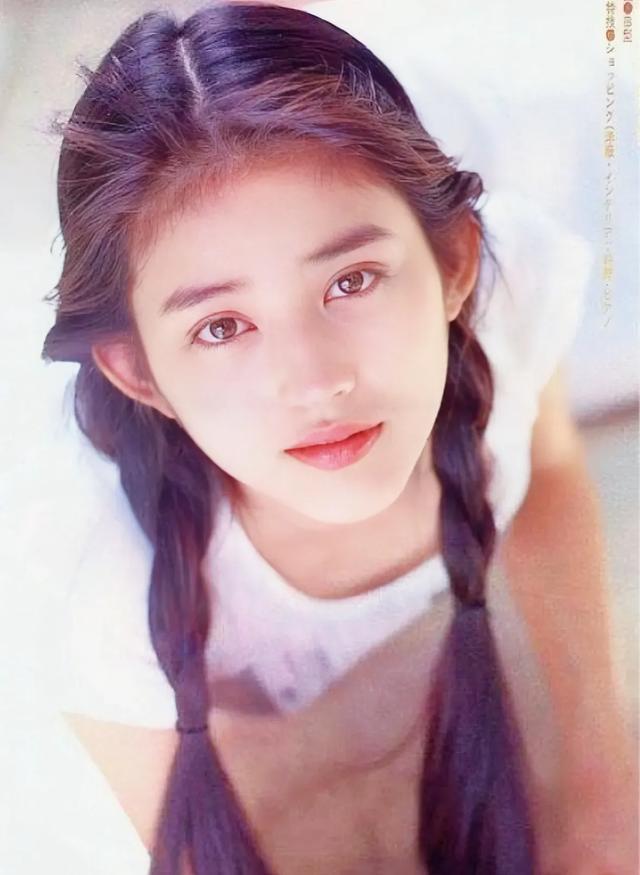 12位日本昭和女星，个个都是风情万种的美熟女，你更喜欢哪一位？