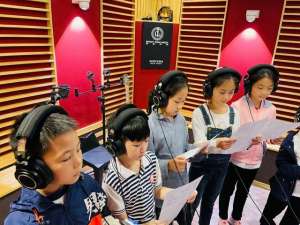 创歌(长沙一小学与高校合创歌曲《为世界种下一个梦》，致敬袁隆平)