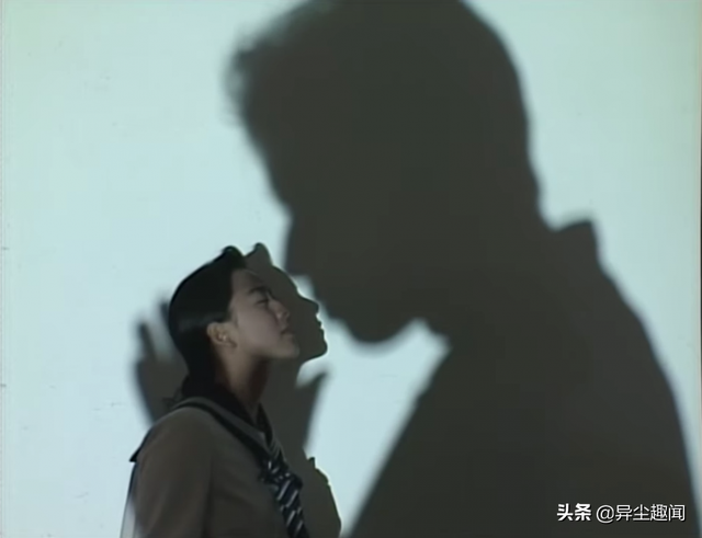 日剧票选「十大最心动吻戏场景」，高难度接吻甜到掉牙