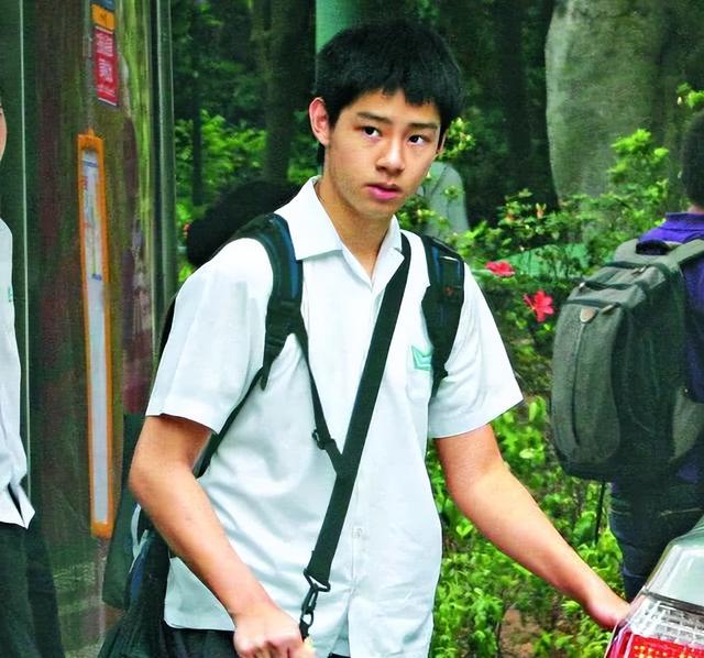 著名歌手谭咏麟：为了生一个儿子，他在发妻与红颜知己之间挣扎