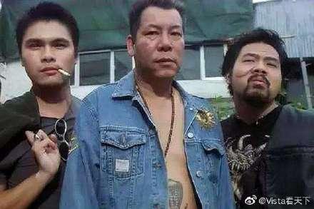 香港演员李兆基因肝癌去世，代表作《古惑仔》《食神》等