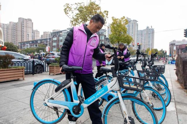 一起过春“洁”，城市清洁他们在行动→