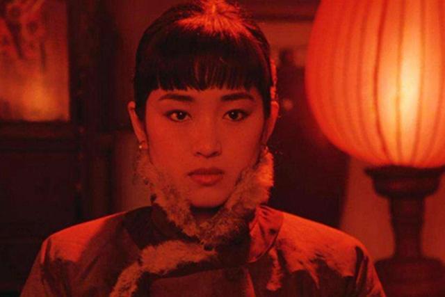 《妻妾成群》：浅析女主颂莲悲剧人生的三大原因及命运走向