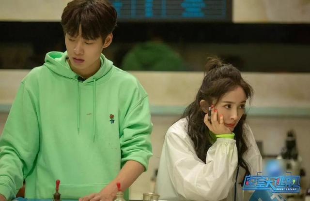 网曝杨幂与魏大勋已分手,魏大勋近况疑证实,还表示不看好姐弟恋