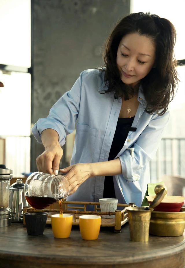 经典永不过时，隐退多年的孙悦 戴军《好人好梦》拉回儿时梦回当年