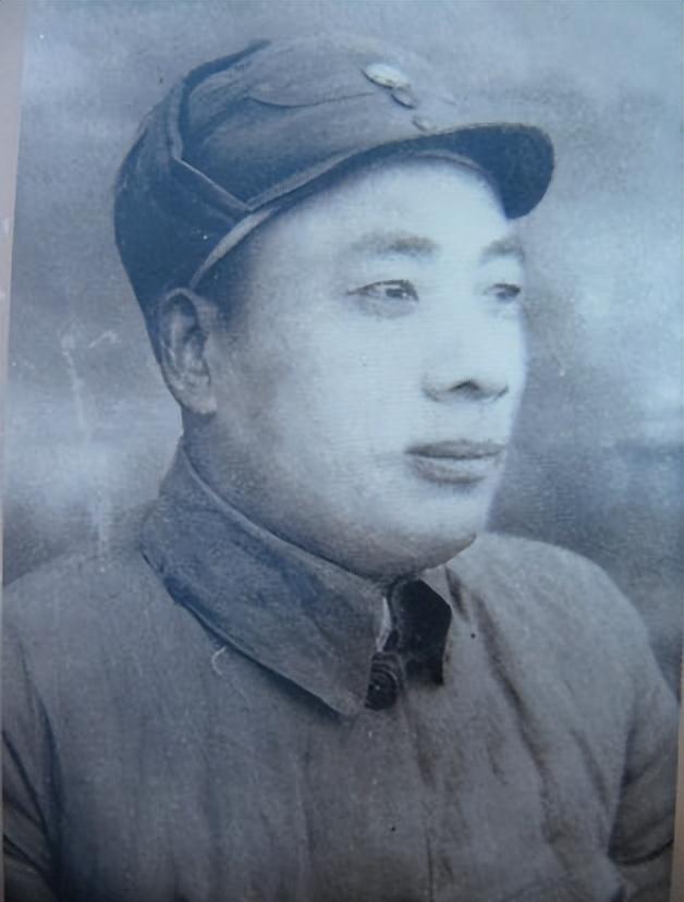 中共特工史上第一个双重间谍，51年判死刑，才说陈赓周总理认识我