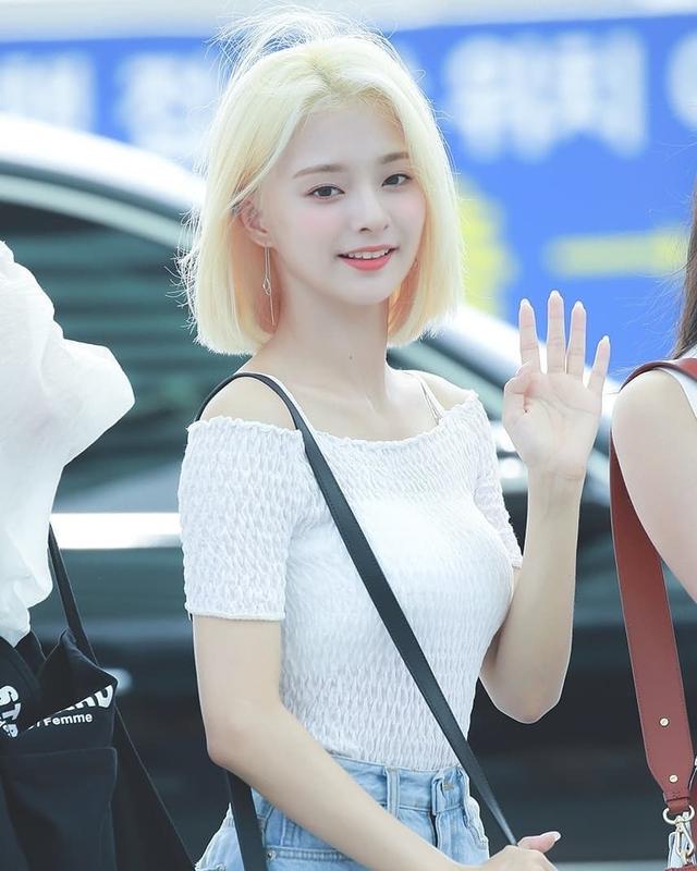 李娜炅，发色肤色让人羡慕