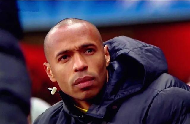 《C罗：封神伯纳乌》难言感动，有哪些煽情解说曾让你泪流满面