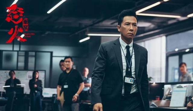 甄子丹和谢霆锋的双雄对峙,7.7分的《怒火·重案》充满港片味道