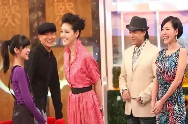 大S挺身阻止家暴，徐娇回忆：她在我心里播下勇敢的种子！