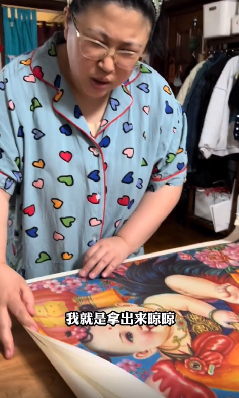 铁兜和胡老师：靠“谎报”价格吸粉500万，真实身份曝光不简单？