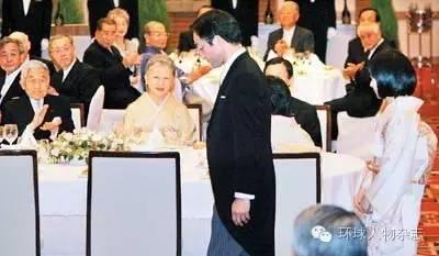 凤凰变麻雀，从公主到普通主妇，她舍弃地位换来想要的生活