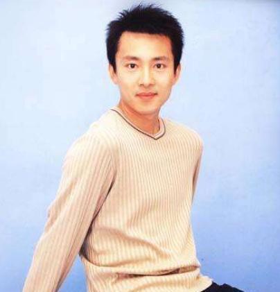 央视前著名主持人亚宁:最红时为何退隐?现在情况怎样了?