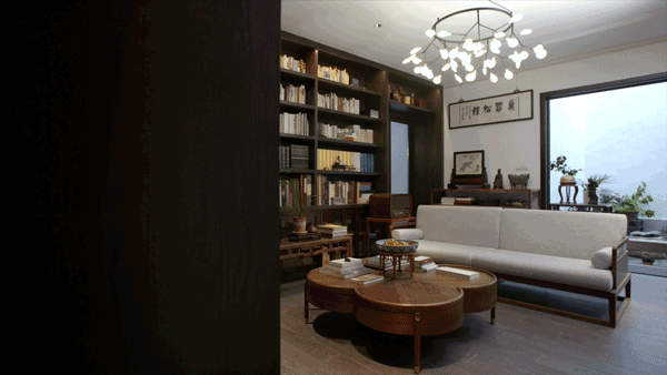 苏州教授一个人住200m²，每天琴棋书画，网友：也太会宅了