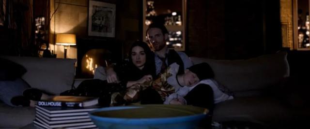 《噩梦娃娃屋》，做好心理准备，这片太窒息，太过瘾