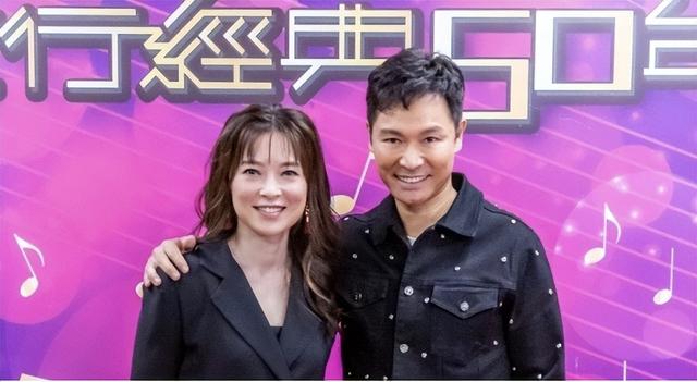 欧倩怡自认傻白甜，自曝婚礼前一天小产，因为爱仍坚持结婚